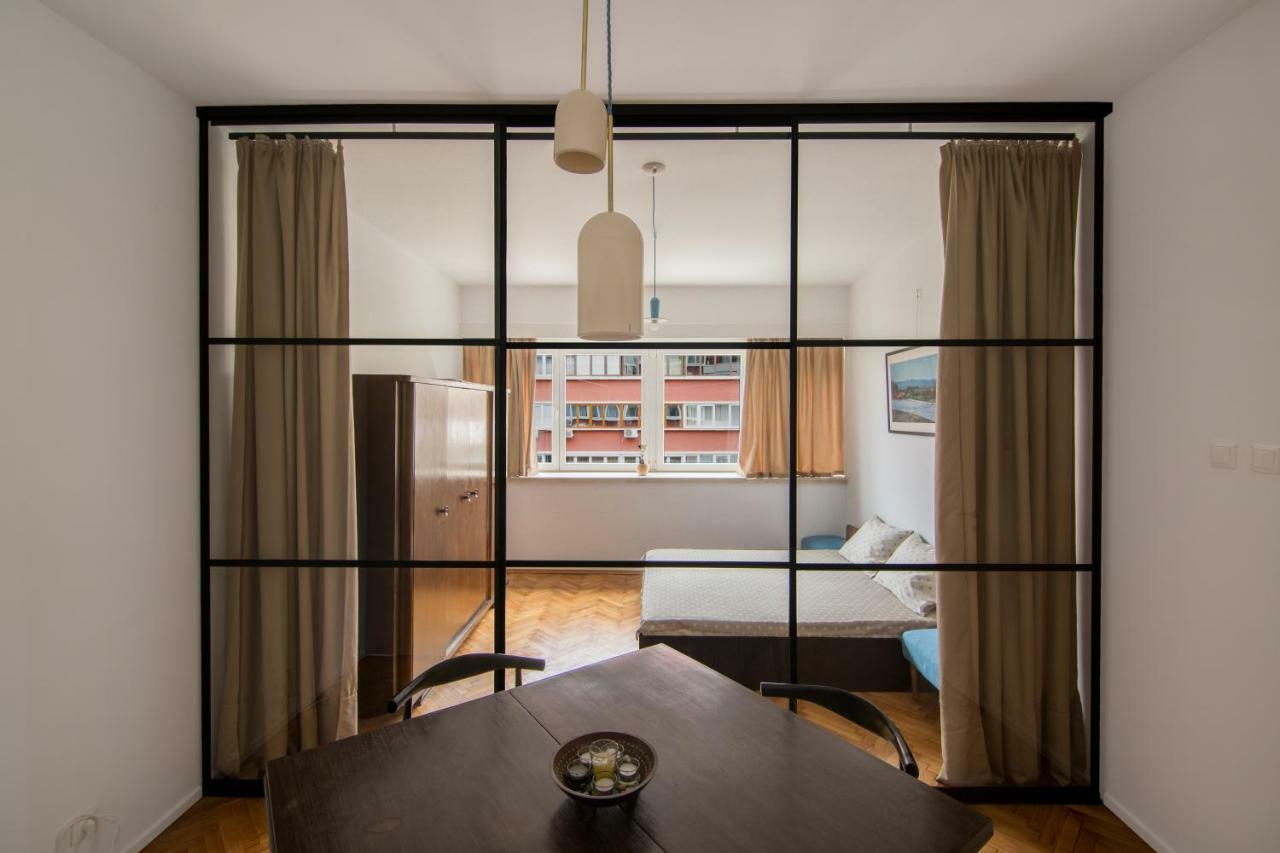 Design Apartment In Sofia Top City Center Extérieur photo